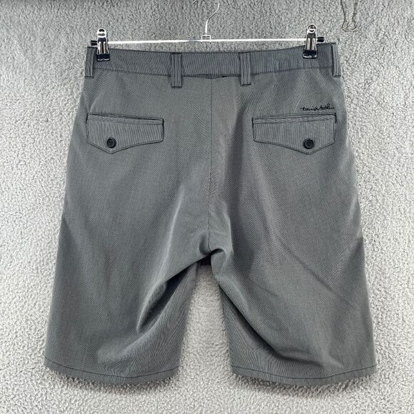 Travis Mathew Shorts Mens Size 34 Golf Gray White Pinstripe casual athleisure - Picture 2 of 10